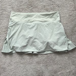 light green lulu lemon tennis skirt